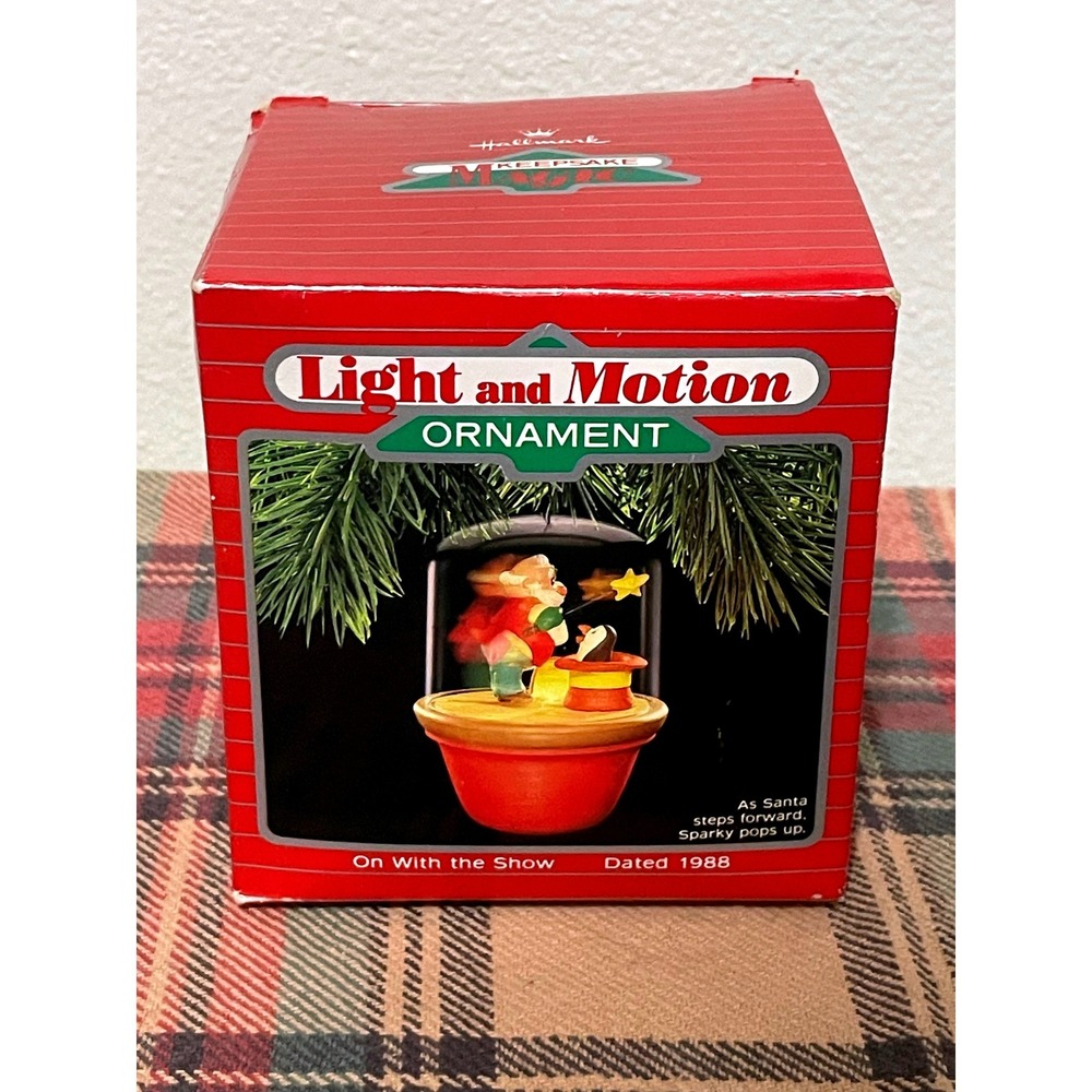 Hallmark VTG Ornament On With‎ the Show 1988 Red Santa Light Motion